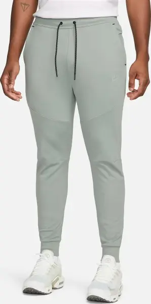 Спортивний костюм Nike SPORTSWEAR TECH FLEECE LIGHTWEIGHT світло-зелений DX0822-330__DX0826-330