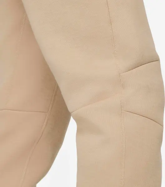 Спортивний костюм Nike SPORTSWEAR TECH FLEECE бежевий FB7921-247__FB8002-247