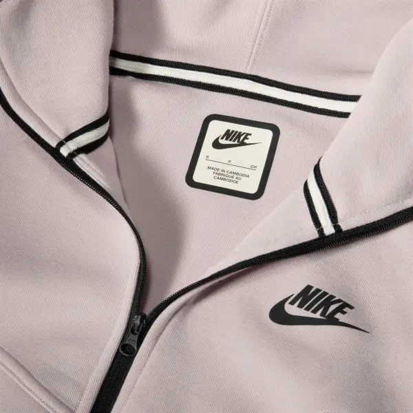 Спортивный костюм женский Nike SPORTSWEAR TECH FLEECE светло-сиреневый FB8338-019__FB8330-019