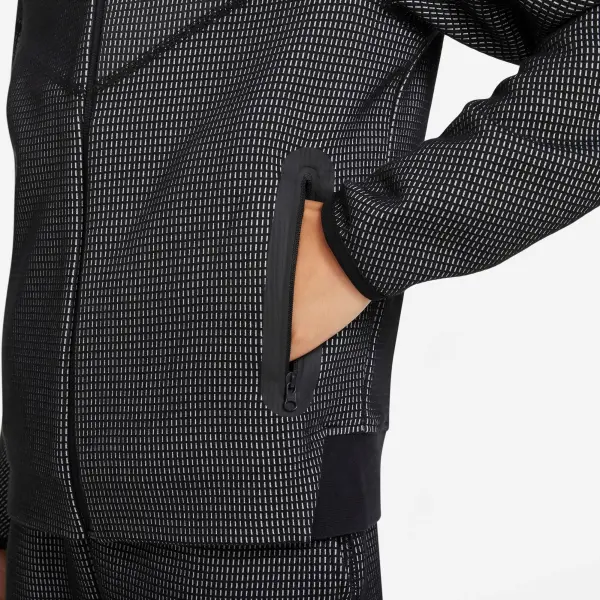 Толстовка подростковая Nike SPORTSWEAR TECH FLEECE WINTERIZED черно-серая FJ6023-010