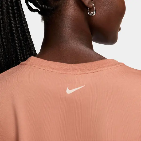 Футболка жіноча Nike SPORTSWEAR CROPPED персикова FZ4635-212