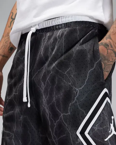 Шорти Nike JORDAN SPORT DRI-FIT DIAMOND чорно-білі FN5804-013