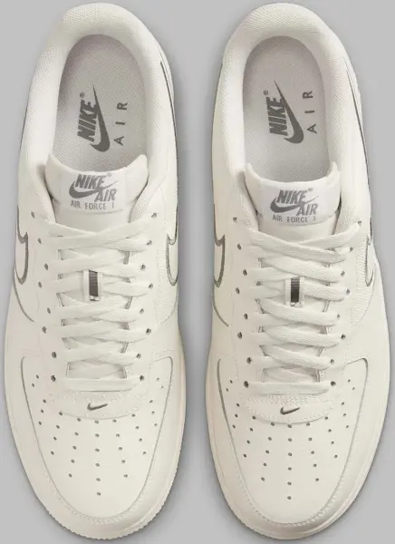 Кроссовки Nike AIR FORCE 1 '07 бежево-серые IB7677-101