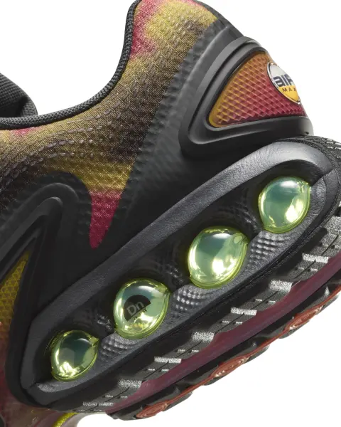Кросівки Nike AIR MAX DN жовто-червоно-чорні IB7025-001
