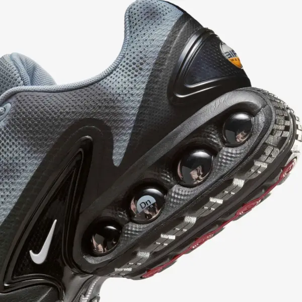 Кросівки Nike AIR MAX DN сіро-чорні IB4433-001
