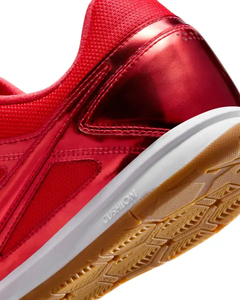 Кросівки Nike GATO LV8 червоні IB3566-600