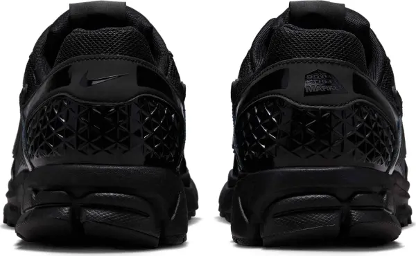 Кросівки Nike ZOOM VOMERO 5 DSM чорні FZ3313-001