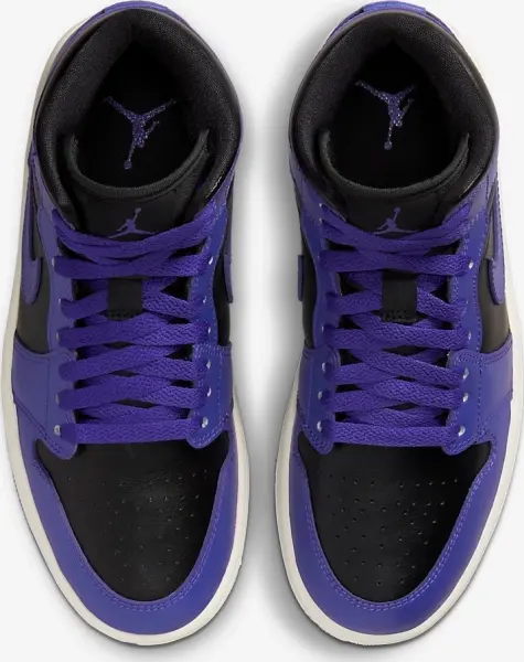 Кросівки жіночі Nike AIR JORDAN 1 MID фіолетово-чорні BQ6472-051