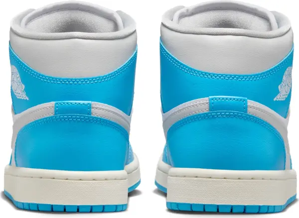 Кроссовки женские Nike AIR JORDAN 1 MID голубо-бело-светло-серые BQ6472-400