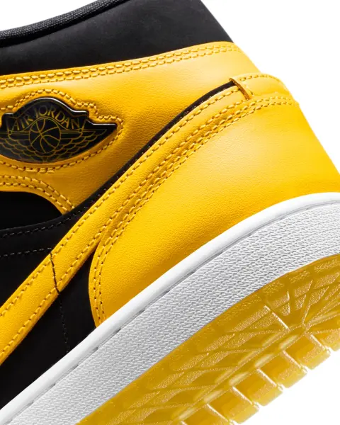 Кросівки Nike AIR JORDAN 1 MID SE жовто-чорні HJ6654-071