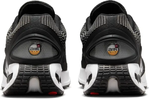 Кроссовки Nike AIR MAX DN черно-белые DV3337-020