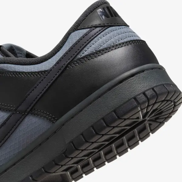 Кросівки Nike DUNK LOW WINTERIZED 'OFF NOIR' чорно-темно-сірі FZ3052-001