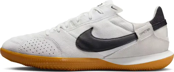 Футзалки (бампи) Nike STREETGATO біло-чорні HV5759-100