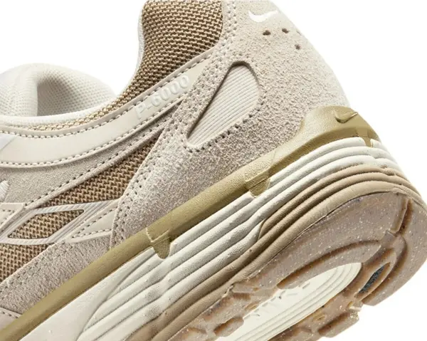 Кросівки Nike P-6000 SUEDE бежево-світло-коричневі HV2528-100