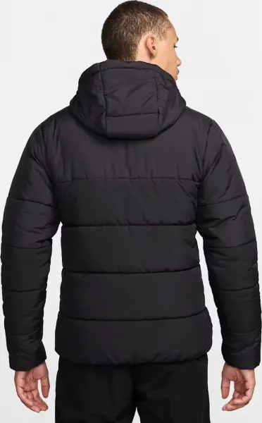 Куртка Nike SPORTSWEAR SYNTHETIC-FILL черная HF6825-010