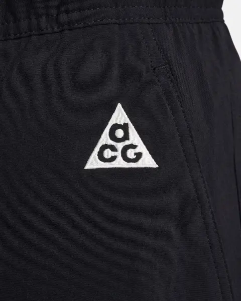 Спортивні штани Nike ACG UV HIKING чорні FN2450-010