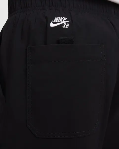 Спортивные штаны Nike SB KEARNY CARGO SKATE черные FV7347-010