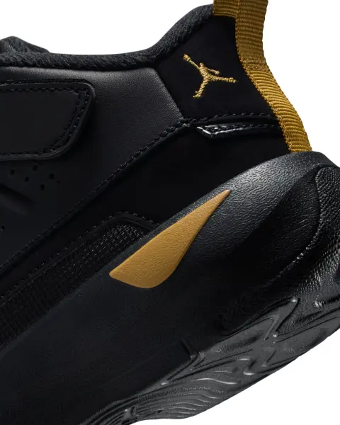 Кросівки дитячі Nike JORDAN MAX AURA 7 (PS) чорно-золоті HQ2090-007