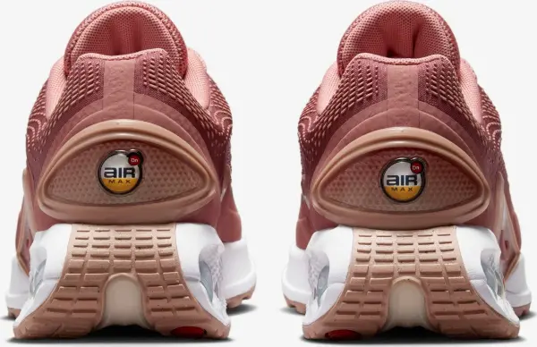Кросівки жіночі Nike AIR MAX DN рожеві FJ3145-600
