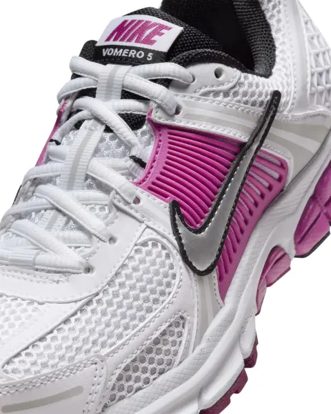 Кроссовки подростковые Nike VOMERO 5 (GS) бело-фиолетовые HF6998-102