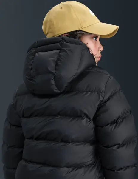 Куртка подростковая Nike SPORTSWEAR ALL DAY PLAY THERMA-FIT LOOSE-FIT MID-LENGTH черная HJ2722-010