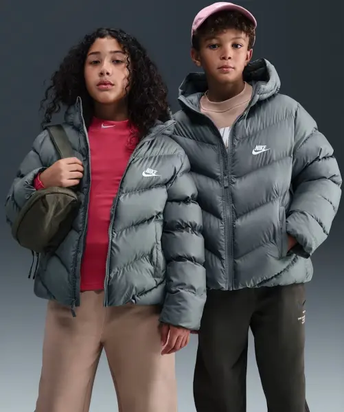 Куртка підліткова Nike SPORTSWEAR ALL DAY PLAY THERMA-FIT LOOSE-FIT сіра HQ4976-084