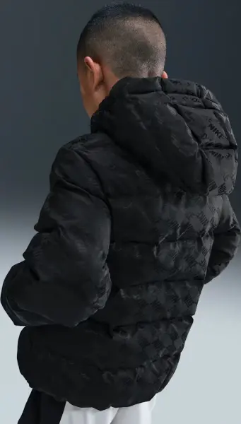 Куртка подростковая Nike SPORTSWEAR ALL DAY PLAY THERMA-FIT LOOSE-FIT черная HQ9374-010