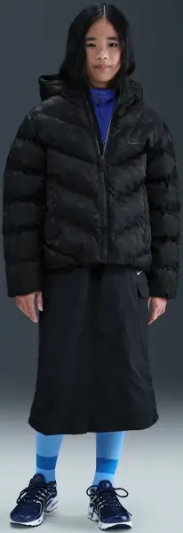Куртка подростковая Nike SPORTSWEAR ALL DAY PLAY THERMA-FIT LOOSE-FIT черная HQ9374-010