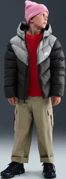 Куртка підліткова Nike SPORTSWEAR ALL DAY PLAY THERMA-FIT LOOSE-FIT чорно-сіра IB6164-010