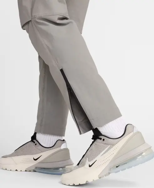 Спортивні штани Nike TECH WOVEN сірі HM8241-014