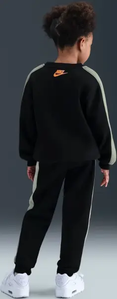 Спортивний костюм дитячий Nike SPORTSWEAR чорно-сірий 86N497-023