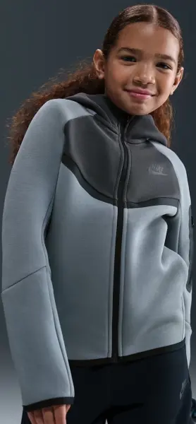 Спортивный костюм подростковый Nike SPORTSWEAR TECH FLEECE дымчато-серо-черный HV5867-060__HV5869-060
