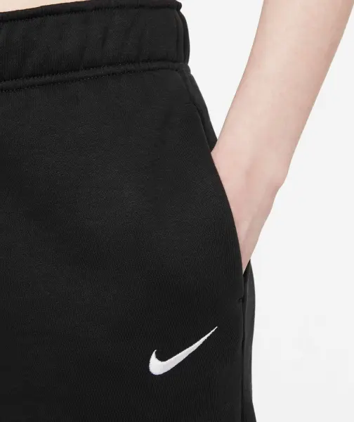 Спортивні штани жіночі Nike SPORTSWEAR COLLECTION ESSENTIALS чорні DD5636-010