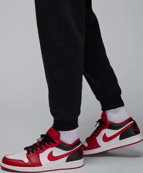 Спортивный костюм Nike JORDAN ESSENTIALS FLEECE черно-красный FD7545-013__FD7345-013