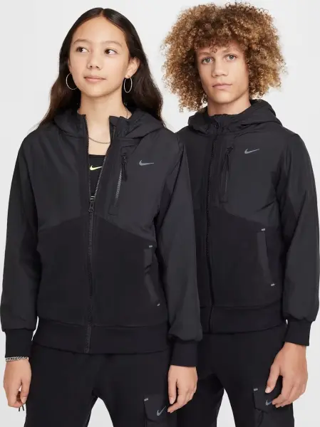 Спортивный костюм подростковый Nike SPORTSWEAR CITY UTILITY EASYON THERMA-FIT WINTERIZED черный HF4208-010__HF4211-010