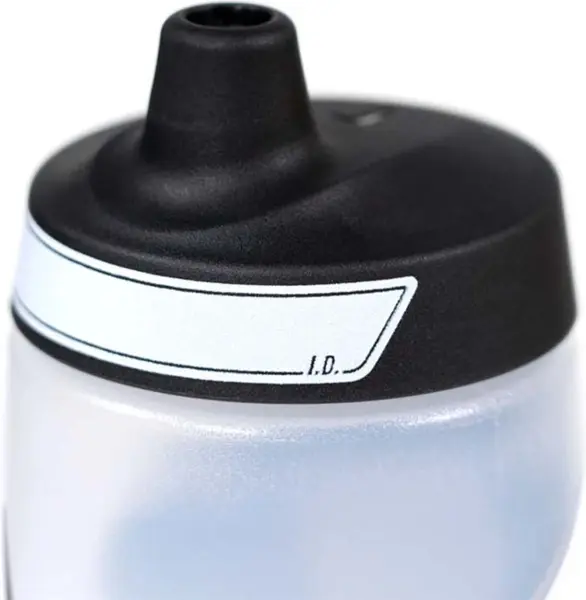 Бутылка для воды Nike REFUEL BOTTLE GRIP 18 OZ 532 мл белая N.100.9955.173.18