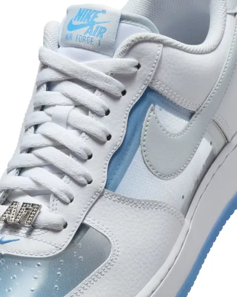 Кроссовки Nike AIR FORCE 1 RETRO бело-голубые IB5724-100