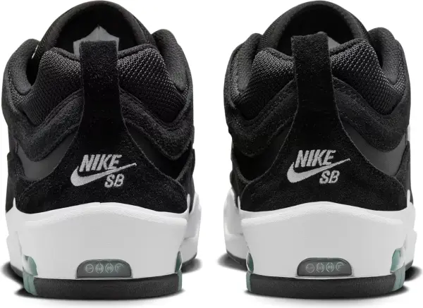 Кросівки Nike AIR MAX ISHOD чорно-білі FB2393-004