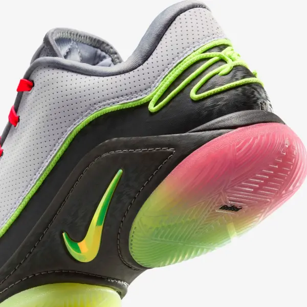 Кросівки баскетбольні Nike LEBRON XXII сіро-салатово-коралово-чорні FZ1094-101