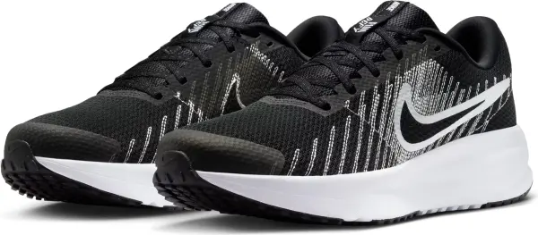 Кроссовки беговые Nike RUN DEFY черно-белые HM9594-004