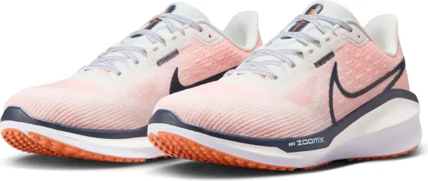 Кроссовки беговые Nike VOMERO 17 кораллово-белые FB1309-102