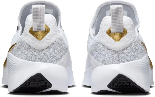 Кросівки для тренувань Nike LEBRON TR 1 біло-золоті FJ6151-006