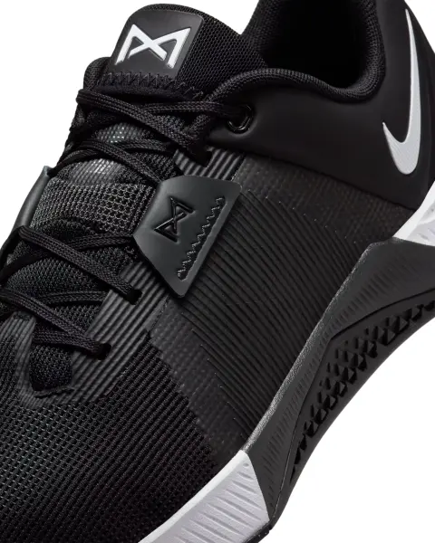 Кросівки для тренувань Nike METCON 10 чорно-білі HJ1875-002