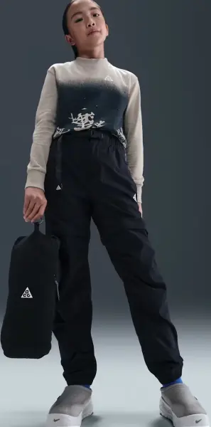 Куртка двостороння підліткова Nike ACG 'LAVA FLOW' THERMA-FIT ADV чорно-бежево-м'ятна HQ9648-010