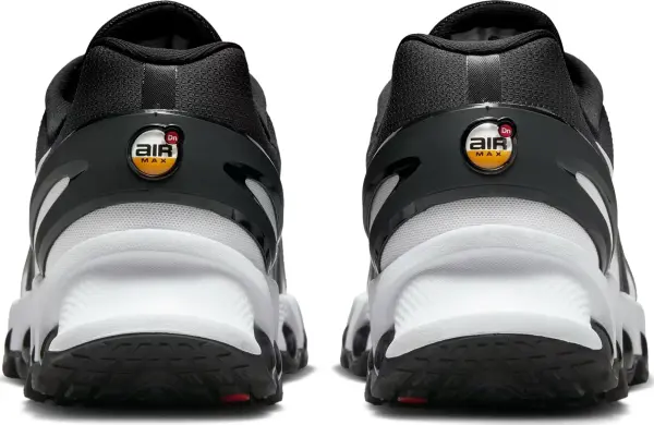 Кросівки Nike AIR MAX DN8 чорно-білі FQ7860-007
