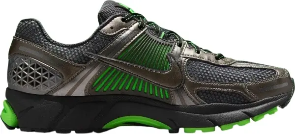 Кроссовки Nike ZOOM VOMERO 5 черно-зеленые IB2988-001