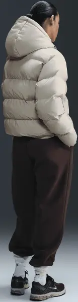 Куртка женская Nike SPORTSWEAR METRO PUFFER THERMA-FIT бежевая HF7898-104