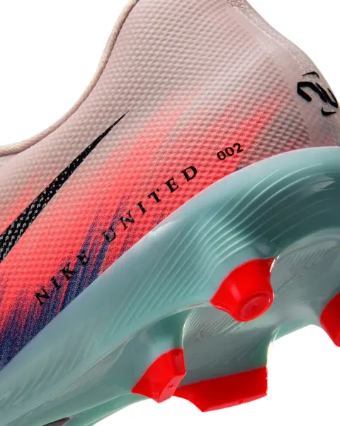 Бутси Nike UNITED MERCURIAL ZOOM VAPOR 16 ACADEMY FG/MG NU2 світло-рожево-коралово-блакитні IM8521-600