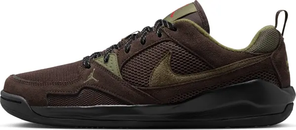 Кроссовки Nike JORDAN CMFT ERA темно-коричневые HJ6777-200