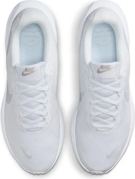 Кроссовки беговые Nike REVOLUTION 8 белые HJ9198-100